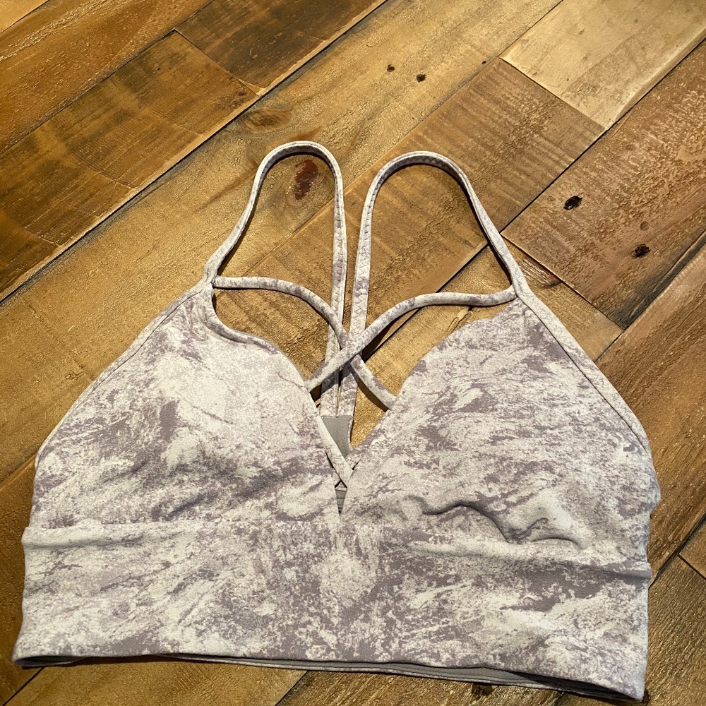 Lululemon Strappy Cross Front Sports Bra Size 6